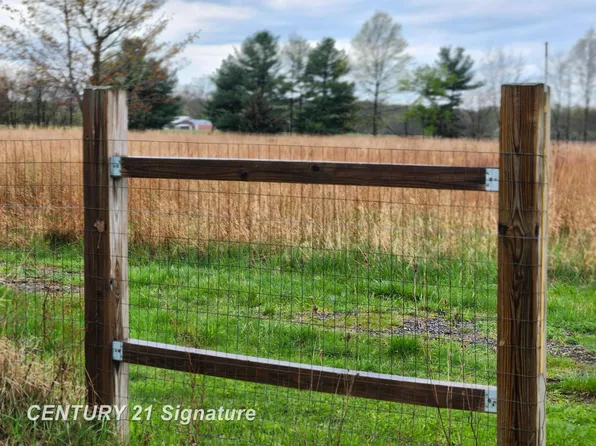 4471 Duffield Rd, Flushing, MI 48433