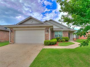 13324 SW 2nd St, Yukon, OK 73099