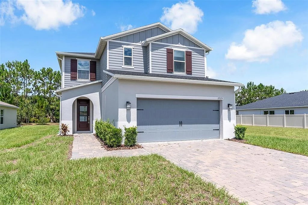 4 bed, 3.0 bath, 2446 sqft, $3,200 — Photo 2