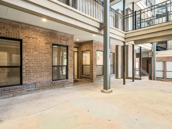 1910 Robbins Pl APT 105, Austin, TX 78705