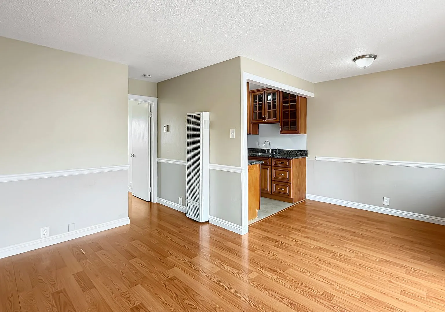 1816Fairview — Photo 1