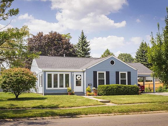 2nd image of 6051 Ambleside Dr