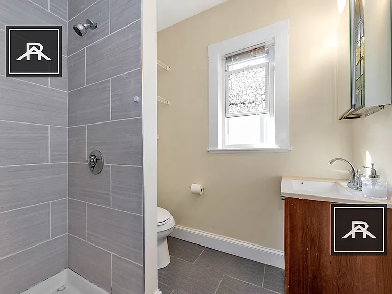 298-300 Alewife Brook Pkwy #2 — Photo 12