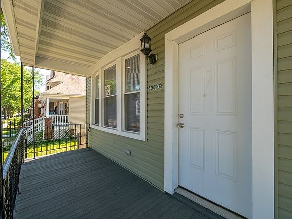 2nd image of 8026 S South Shore Dr