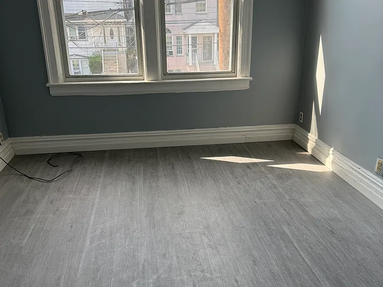 168 Garfield Ave #2F — Photo 6