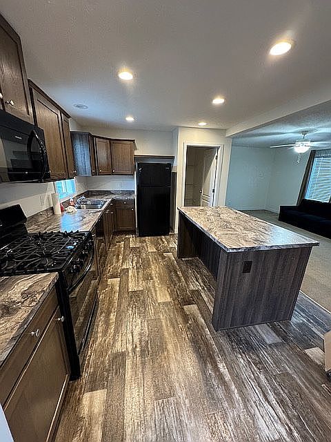 Kitchen with Large Island