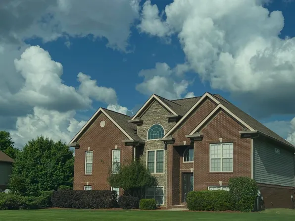 74 Willow Parc Dr, Hayden, AL 35079