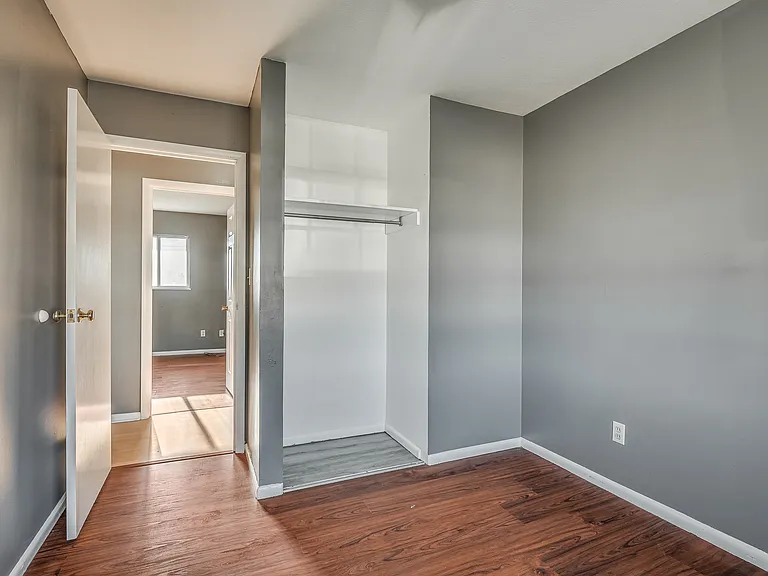 2520 SW 68th St — Photo 33