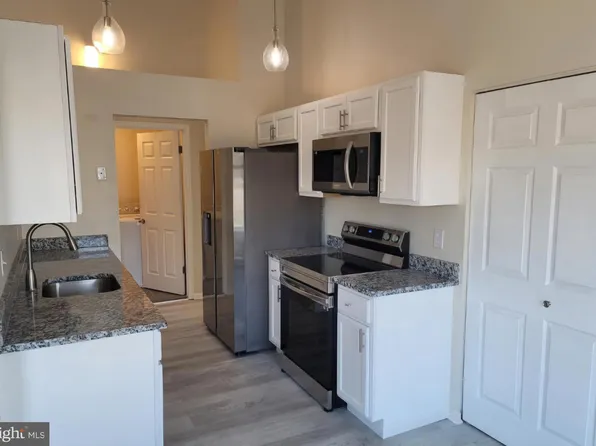 9565 Battery Heights Blvd APT 304, Manassas, VA 20110