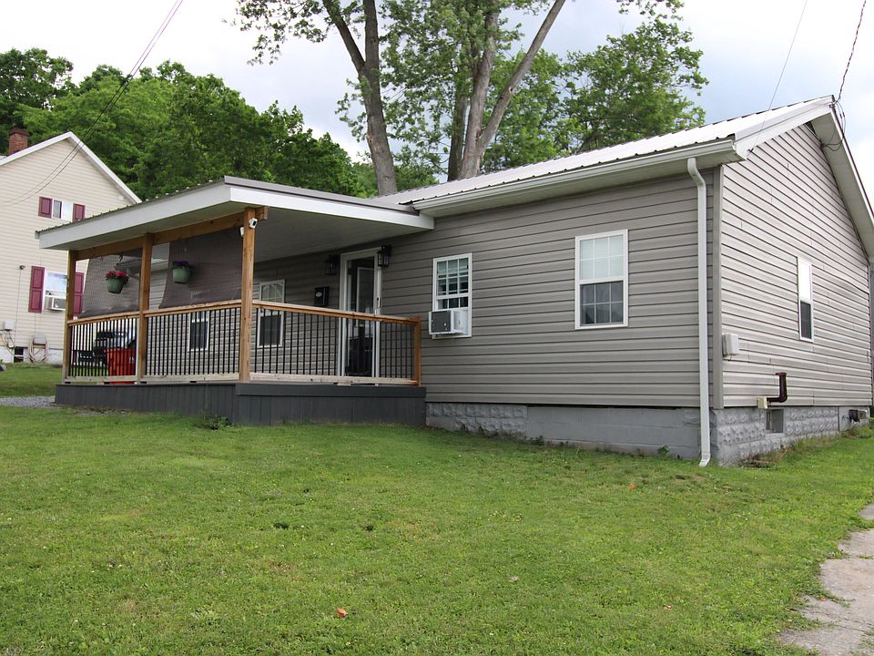 1st image of 701 McBride St
