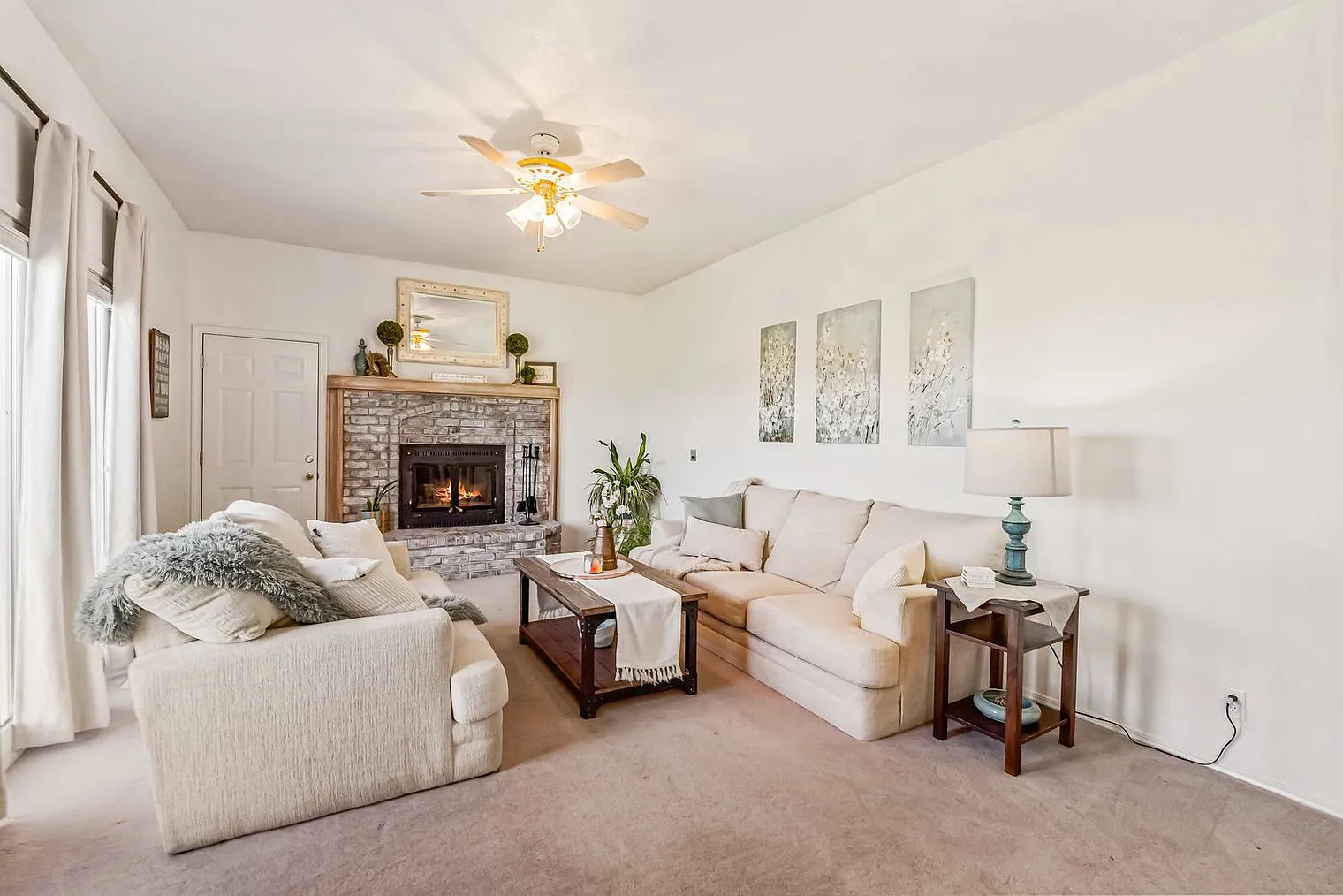 6 bed, 2.0 bath, 3993 sqft, $14,970 — Photo 4