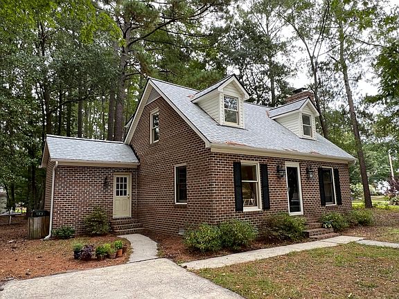 2nd image of 310 Baytree Dr