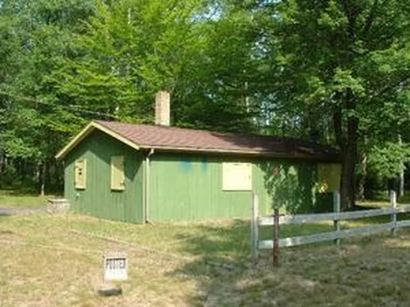 10625 N Morton Rd, Manistee, MI 49660