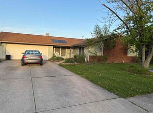 2704 Busche Dr, Fort Wayne, IN 46815