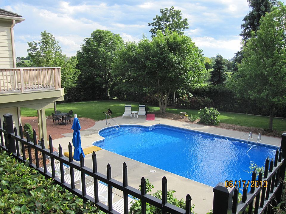 2nd image of 1903 E Bristlecone Dr