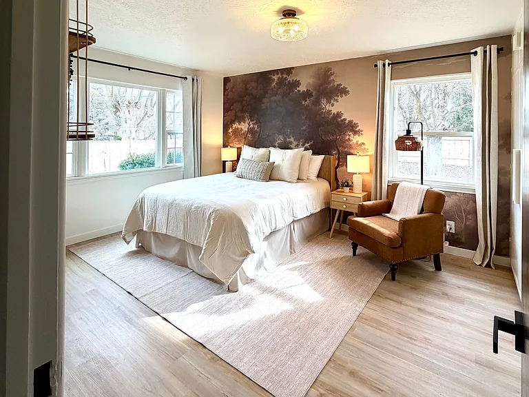 Upstairs bedroom