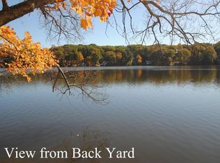 368 Forest Grove Ave, Wrentham, MA 02093