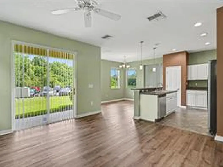 599 Lake Eagle Ln — Photo 4