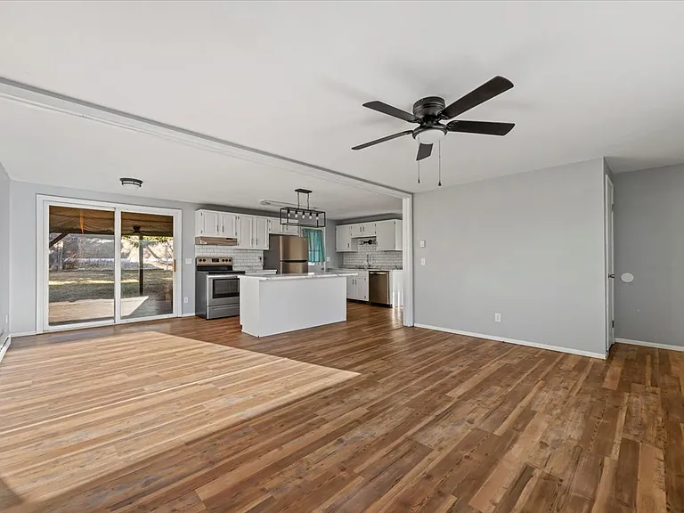 510 N 13th St — Photo 2