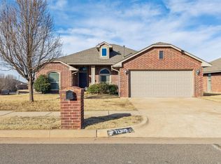 11309 NW 99th St, Yukon, OK 73099
