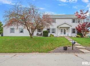 408 Charter Oak Dr, Sherman, IL 62684