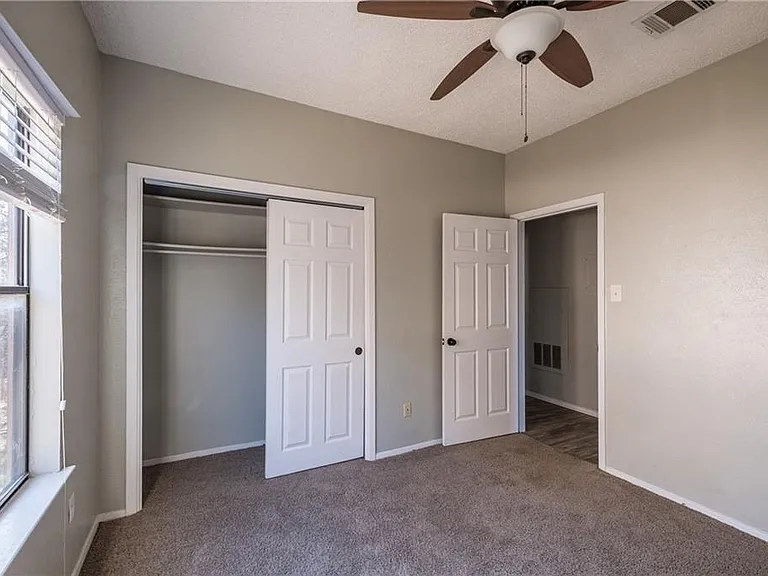 5305 Indio Cv #B — Photo 4