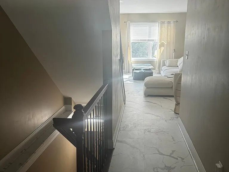 3911 Lonsdale St — Photo 16