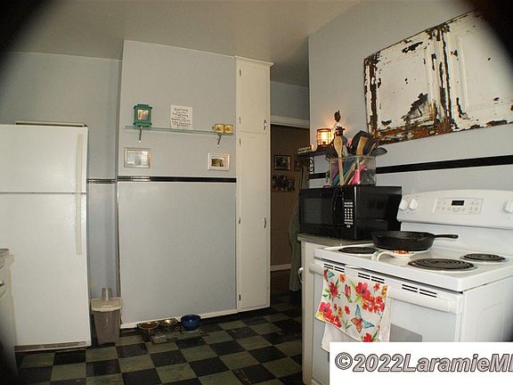 5th image of 1924 E Custer St