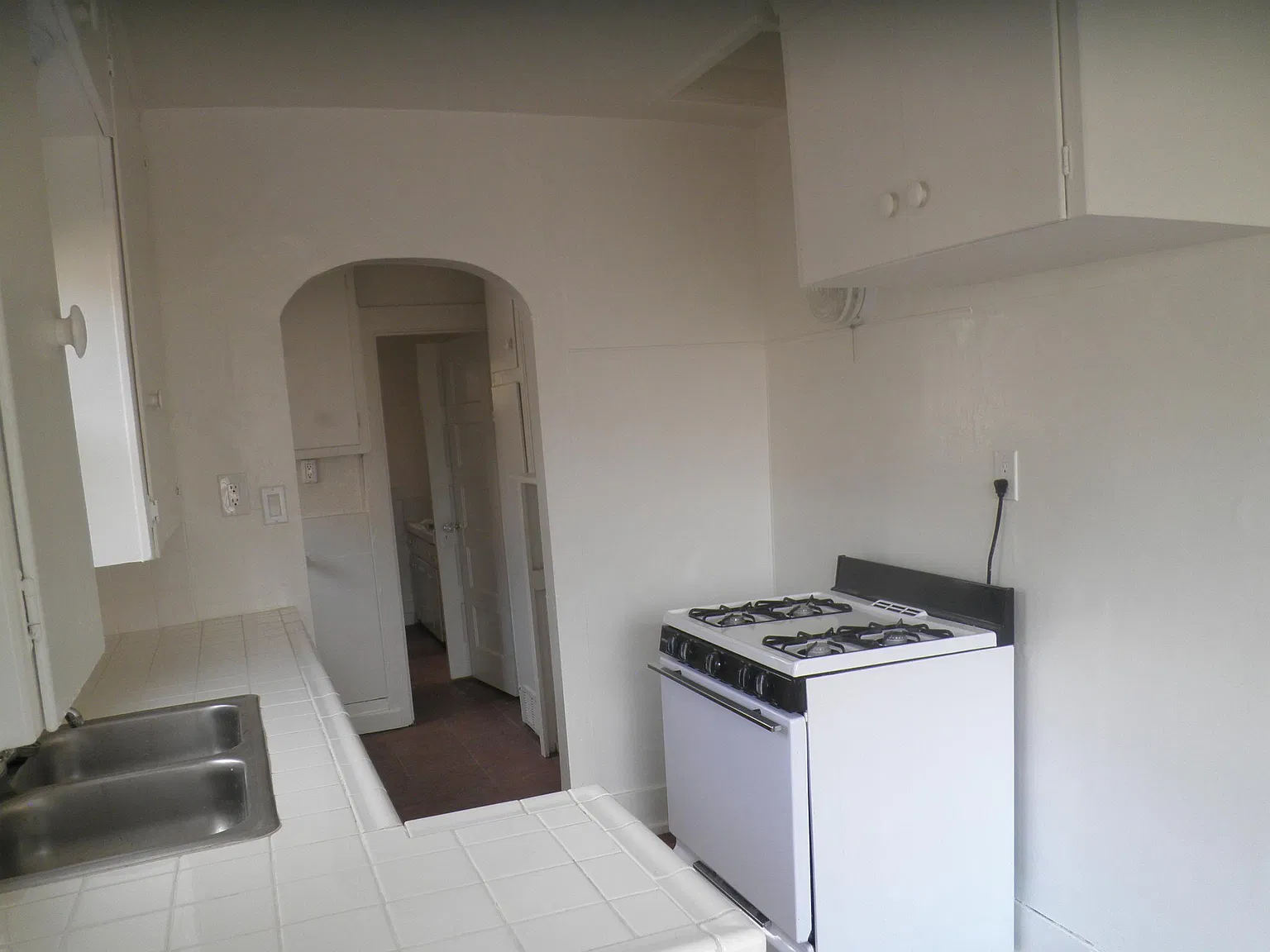 1 bed, $2,700 — Photo 3
