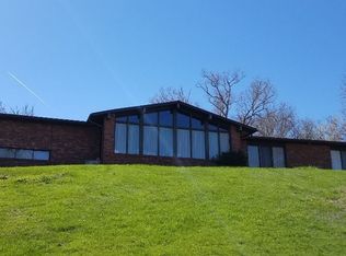 635 Ridgewood Rd, Huntington, WV 25701