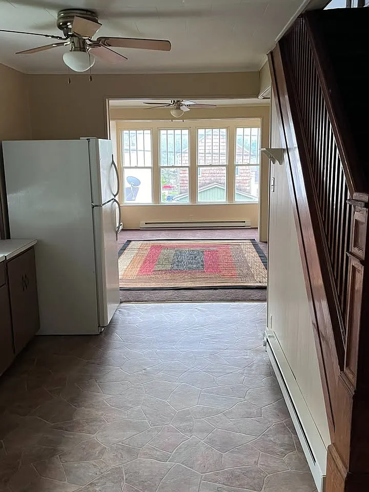 2 bed, $800 — Photo 4