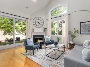 11 Wadsworth Ln #11, Wayland, MA 01778