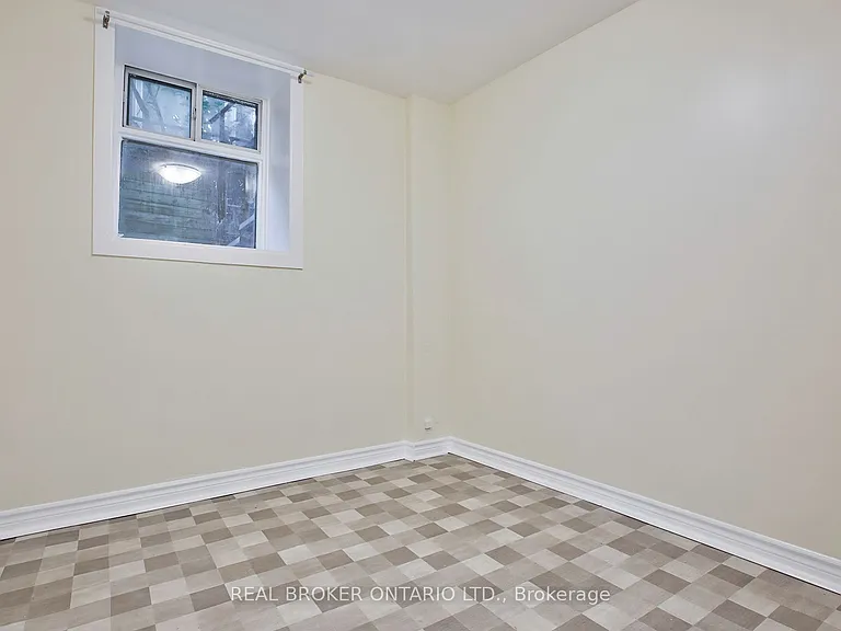 53 Maria St #5 — Photo 14