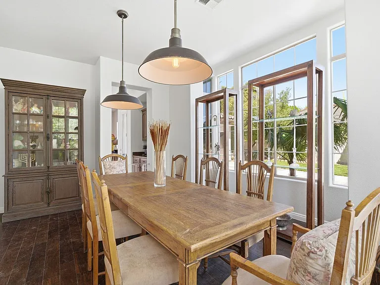 1409 Chambolle Ct — Photo 28