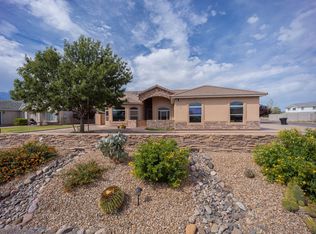194 N 1st Ave, Thatcher, AZ 85552