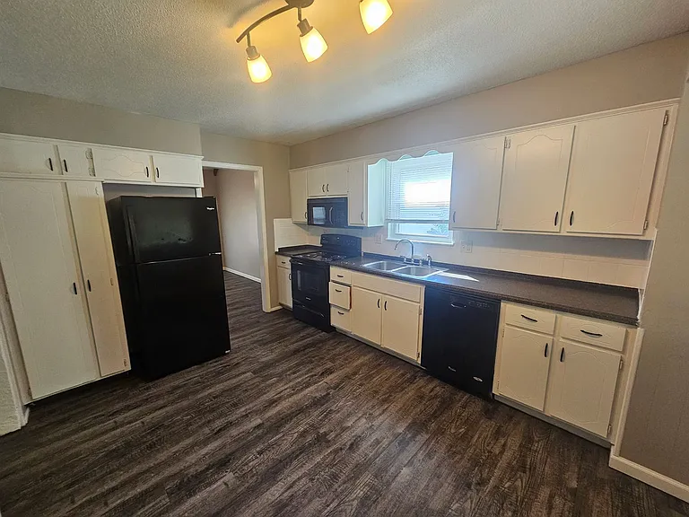 10013 N Harrison Dr — Photo 66