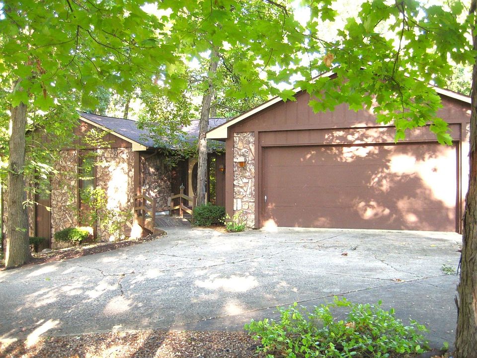 1st image of 2005 Buckskin Dr