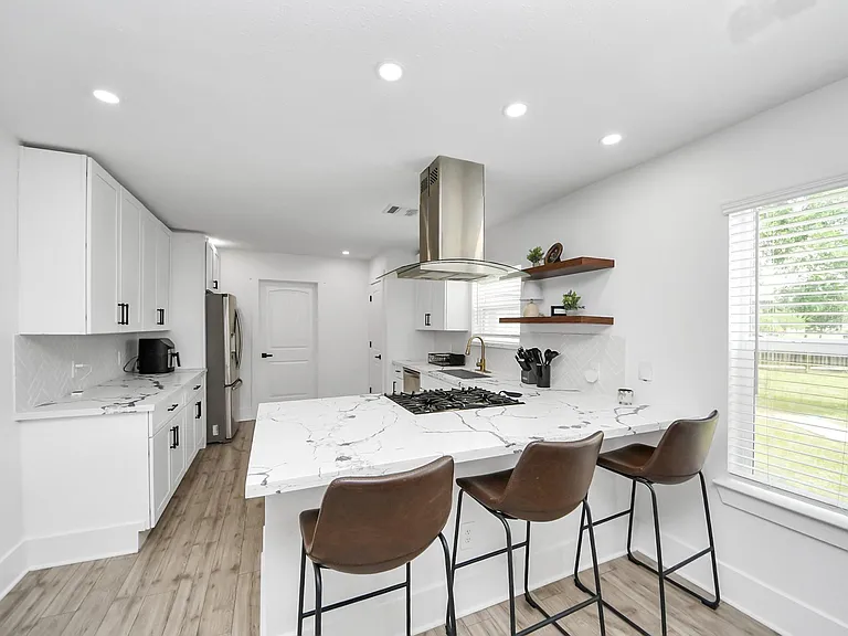 7003 Darien St — Photo 15