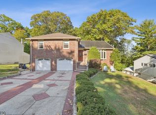 63 Hemlock Rd, Little Falls Twp., NJ 07424