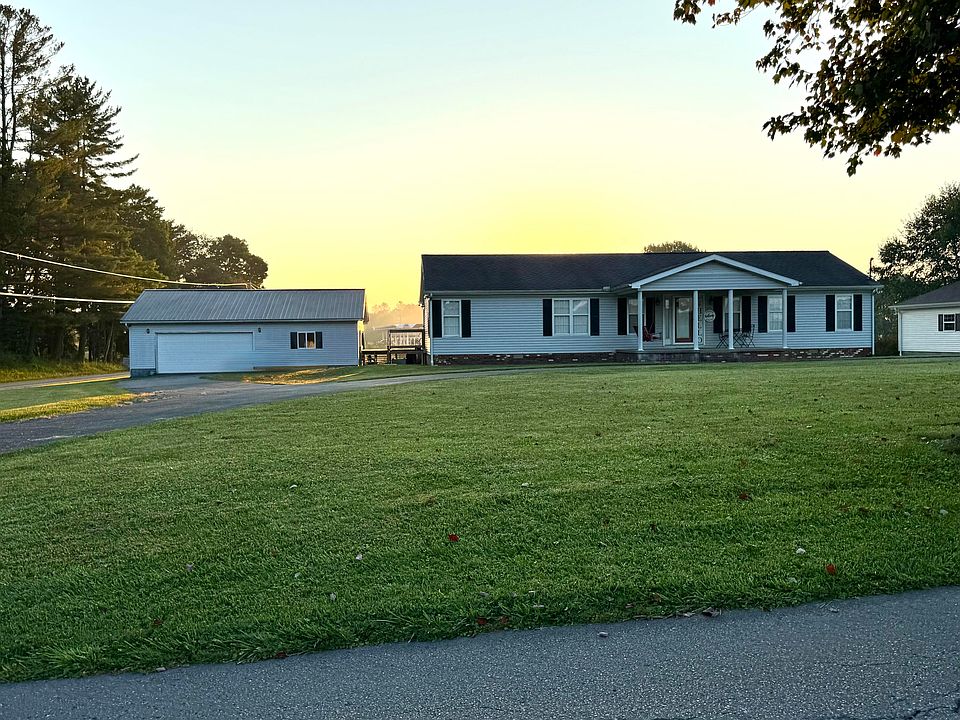 1st image of 17 Groves Rd