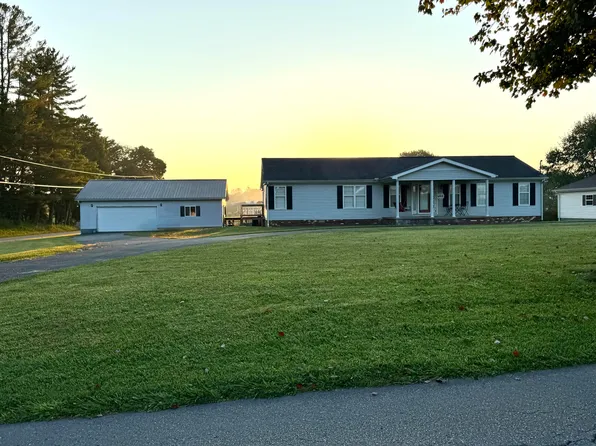 17 Groves Rd, Canvas, WV 26662