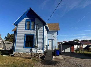 732 E 3rd St, Washington, IA 52353