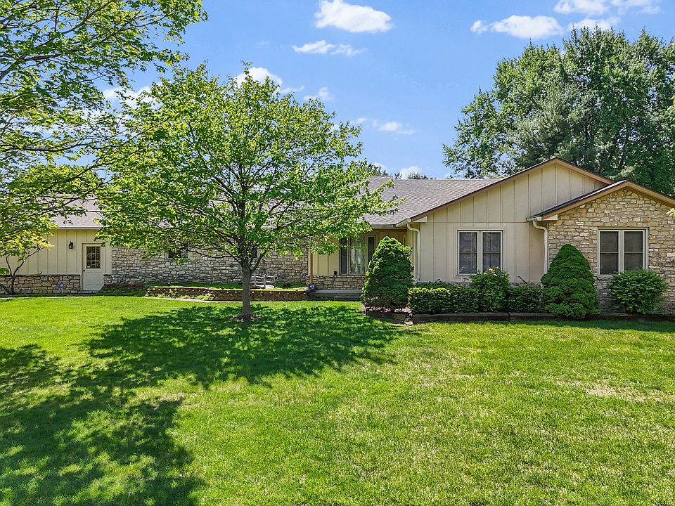 1st image of 1373 Echo Bend Dr