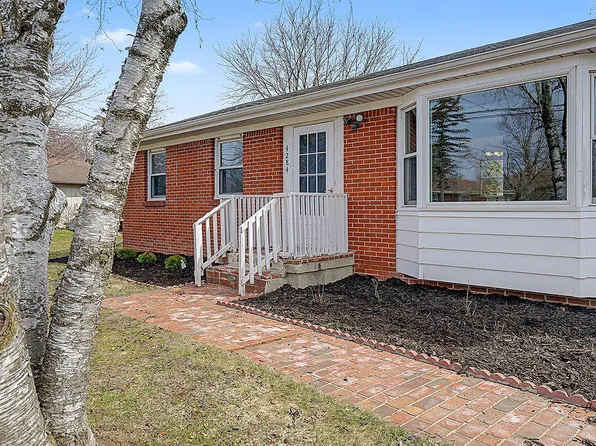 4284 Plymouth Ave SE, Grand Rapids, MI 49508