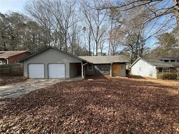 424 Independence Dr, Jonesboro, GA 30238