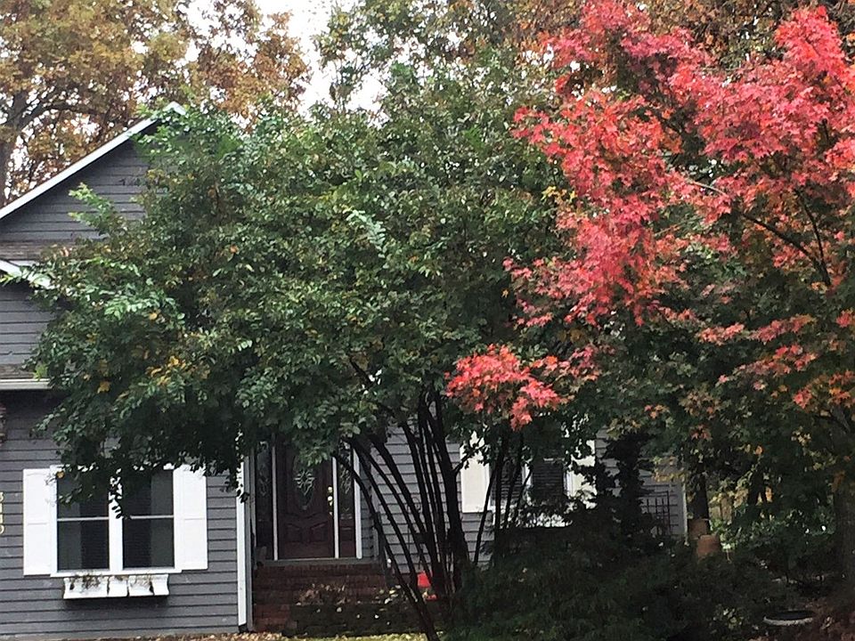 1st image of 3140 Stoney Creek Dr