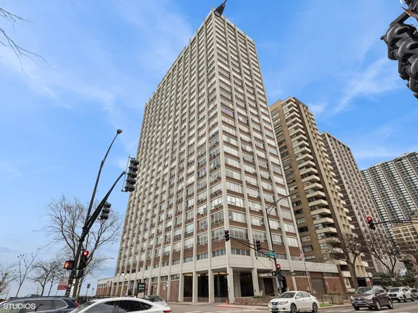 6171 N Sheridan Rd APT 2704, Chicago, IL 60660