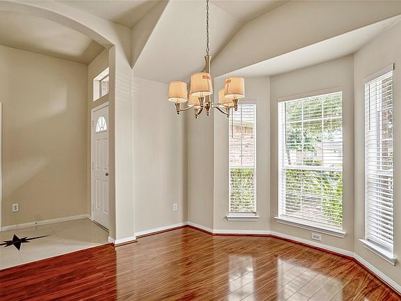5th image of 19318 Otter Trail Ct