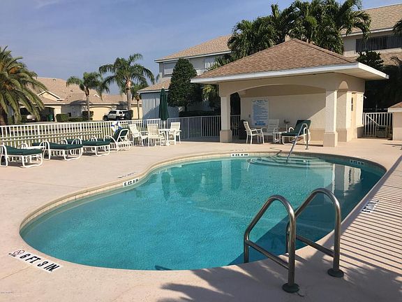 2nd image of 612 Mar Brisa Ct #612