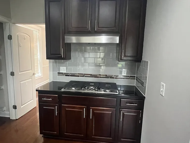 8043 Oak Meadow Dr — Photo 10